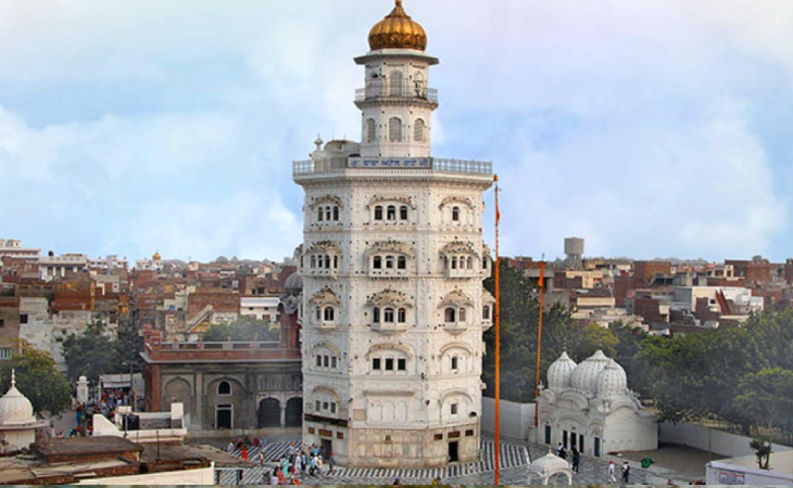 Gurudwaras in Amritsar Tour