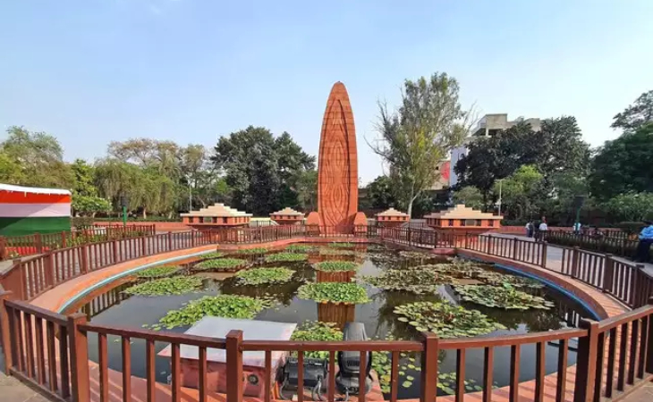 Gurudwaras in Amritsar Tour