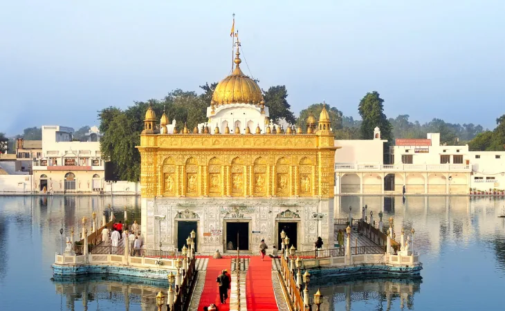 Durgiana Temple in Amritsar, part of our local sightseeing taxi packages