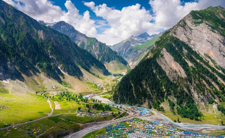Jammu city, served by our one-way taxi from Amritsar